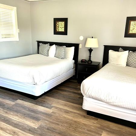 Middleton Motel & Suites Екстер'єр фото