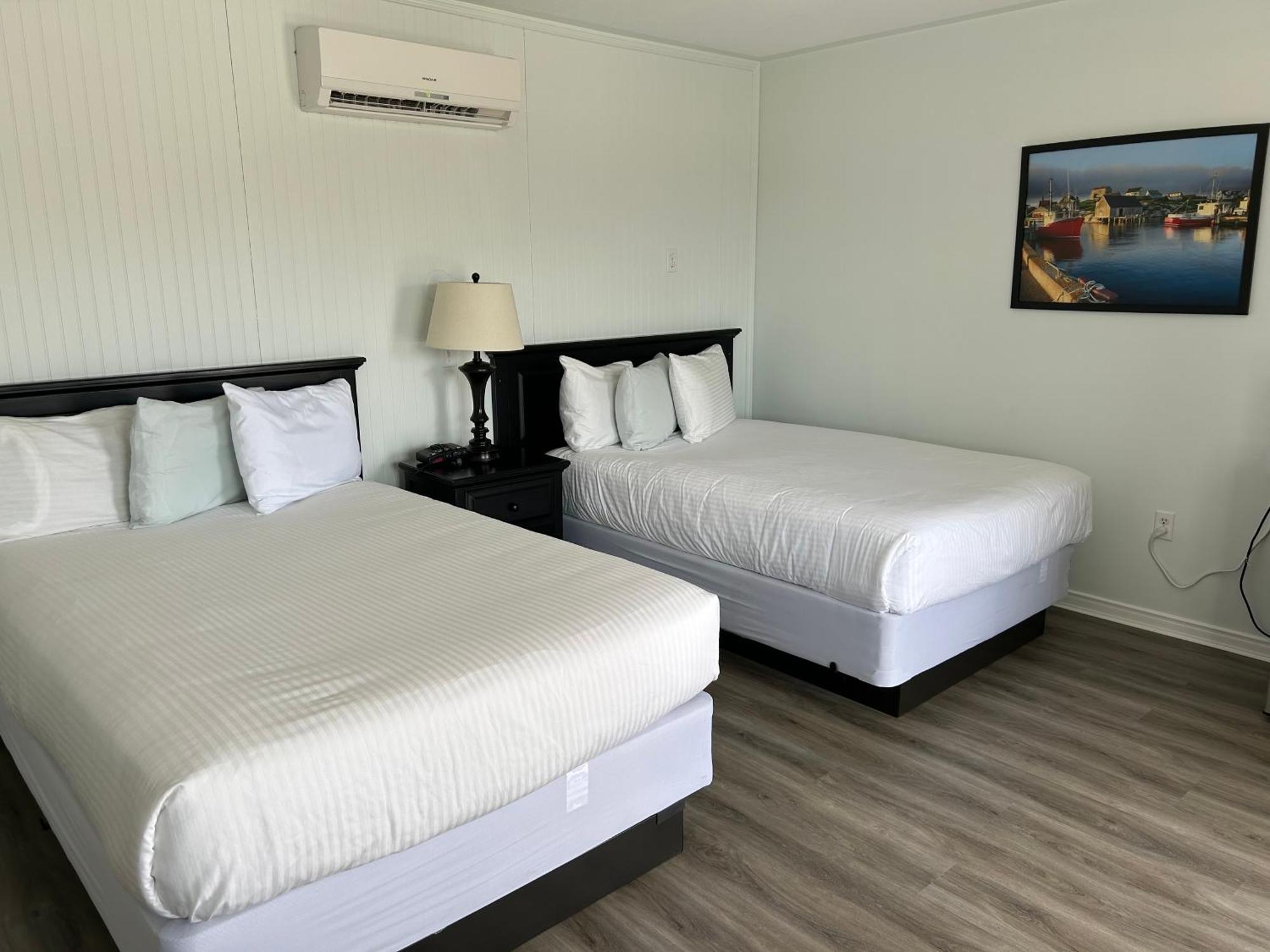 Middleton Motel & Suites Екстер'єр фото