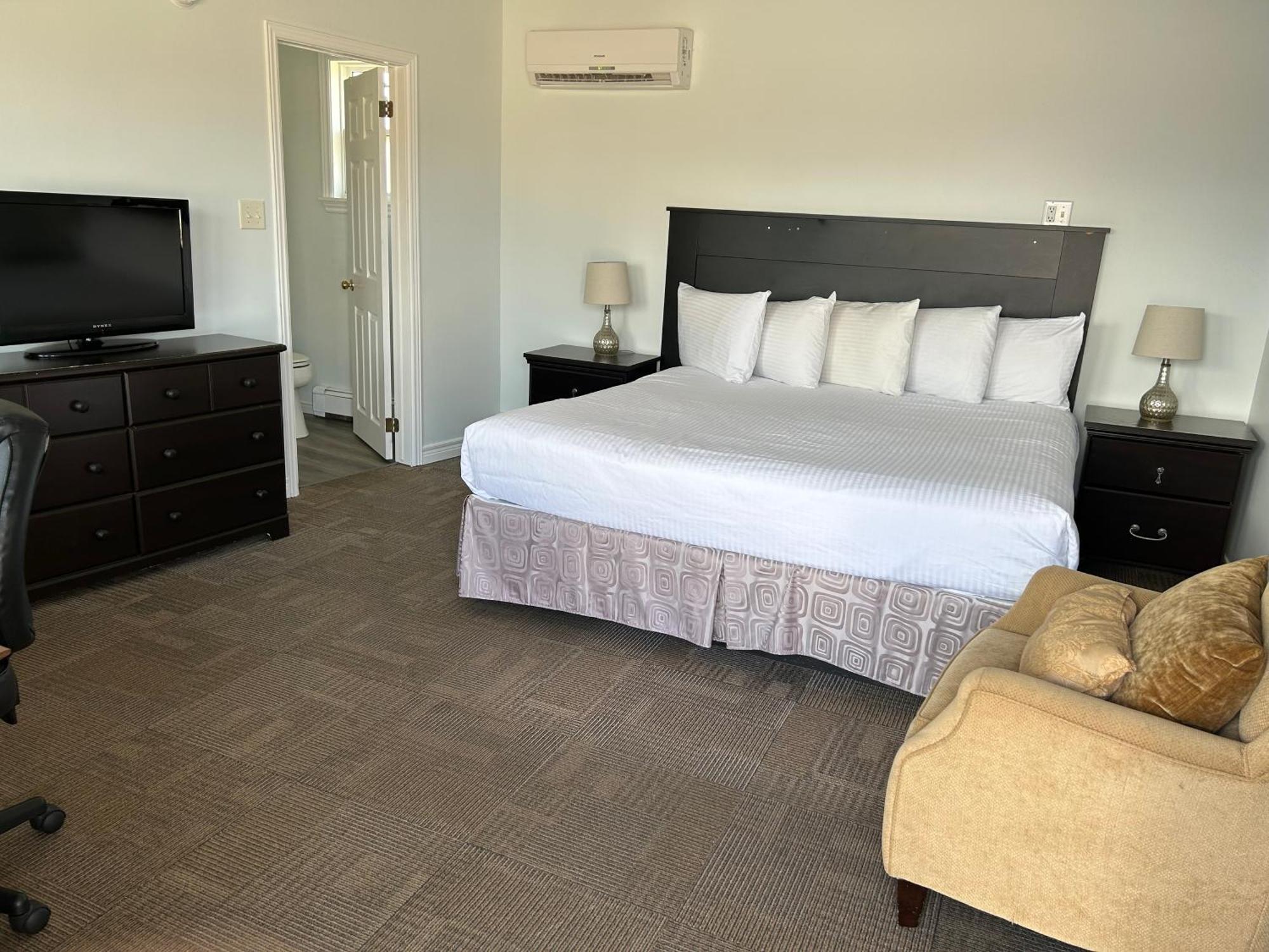 Middleton Motel & Suites Екстер'єр фото