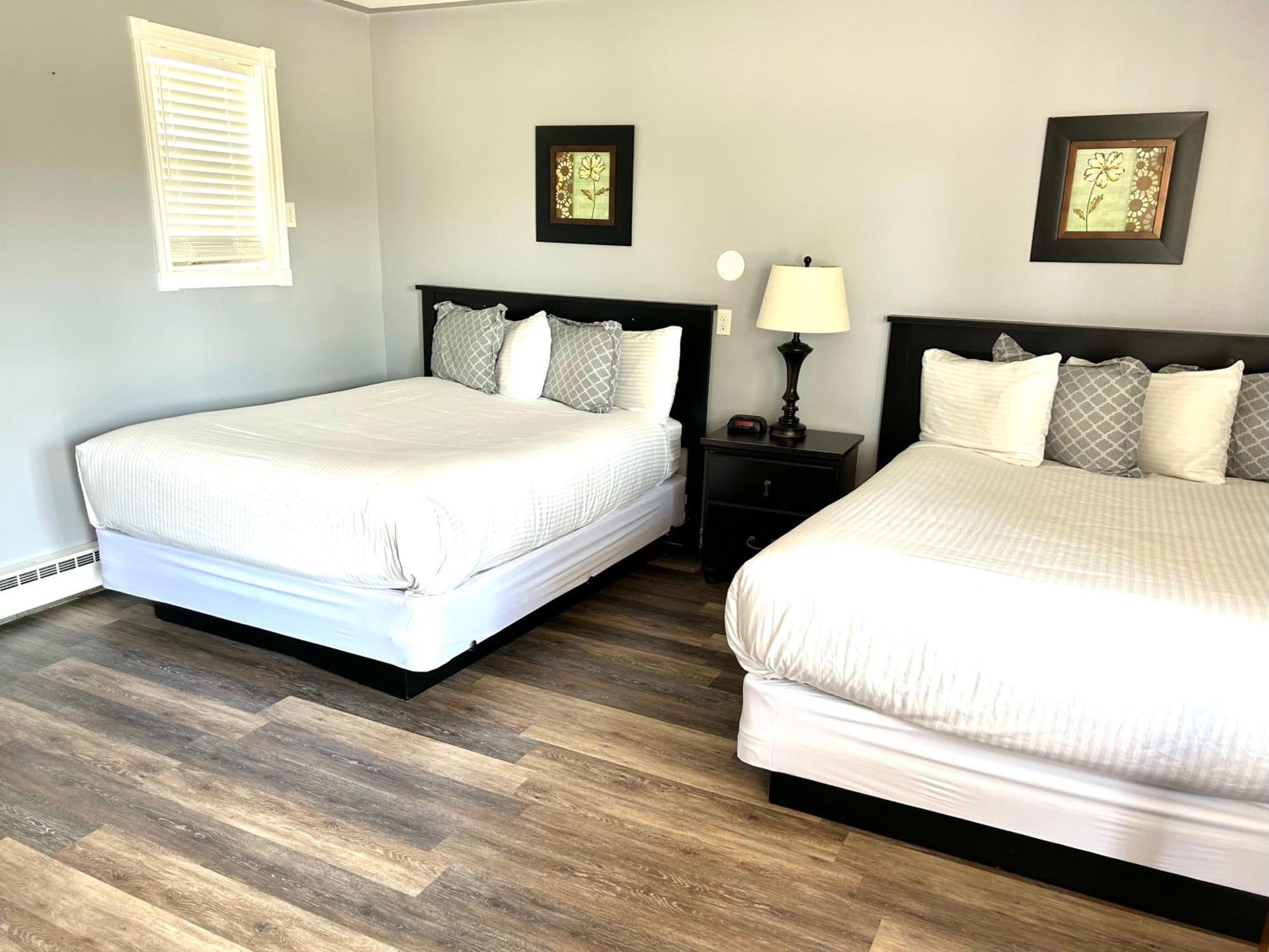 Middleton Motel & Suites Екстер'єр фото