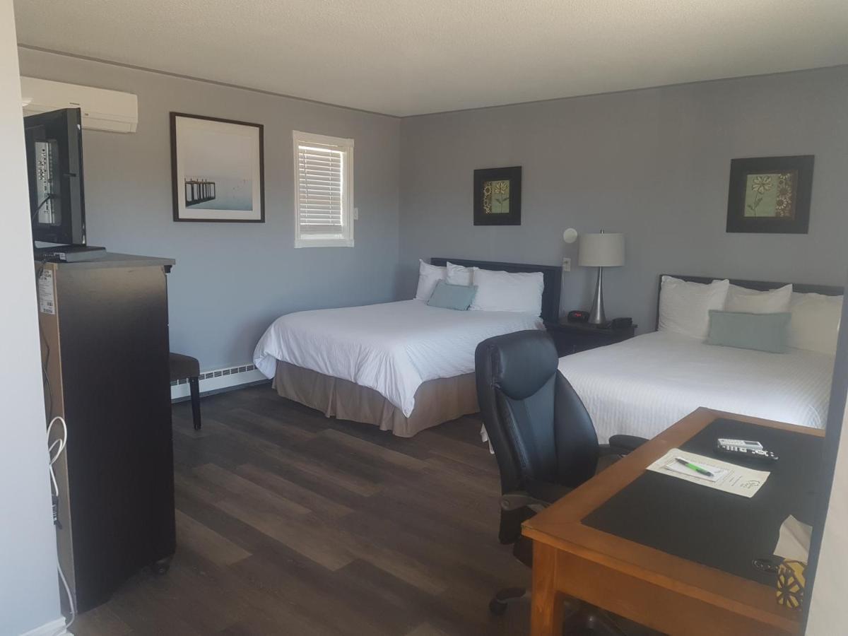 Middleton Motel & Suites Екстер'єр фото